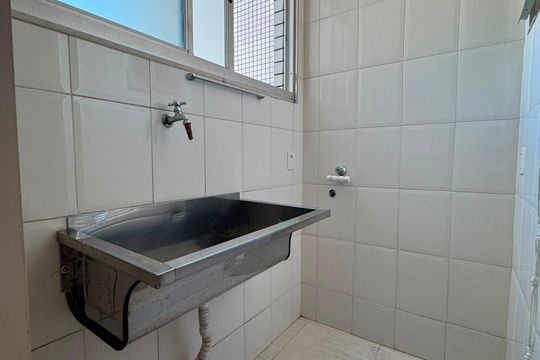 Apartamento à venda com 3 quartos, 100m² em Gutierrez, Belo Horizonte