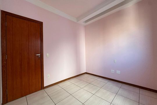 Apartamento à venda com 3 quartos, 100m² em Gutierrez, Belo Horizonte
