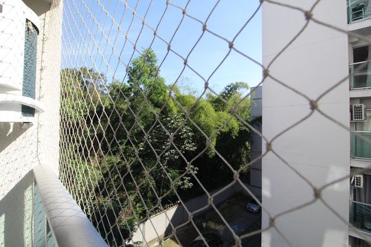 Sala - Vista de apartamento para alugar com 2 quartos, 50m² em Pechincha, Rio de Janeiro