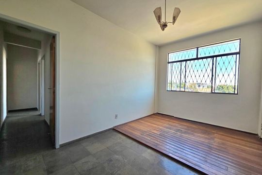 Apartamento à venda com 3 quartos, 70m² em Padre Eustáquio, Belo Horizonte