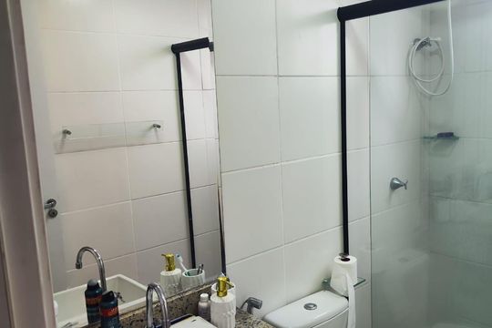 Banheiro de apartamento para alugar com 3 quartos, 76m² em Nova Suíça, Belo Horizonte