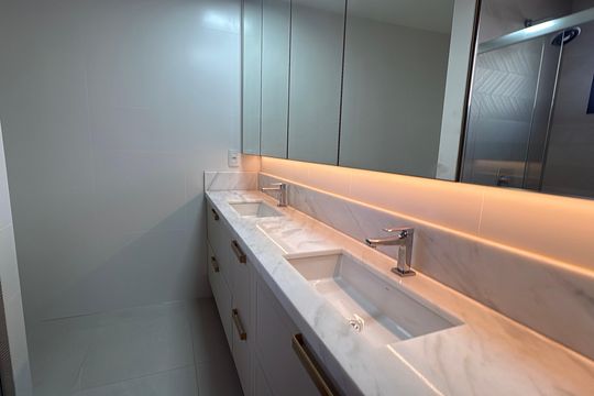 Apartamento à venda com 4 quartos, 204m² em Setor Bueno, Goiânia