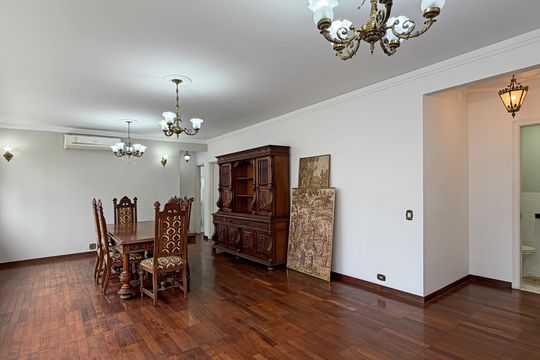 Apartamento para alugar com 3 quartos, 128m² em Gonzaga, Santos