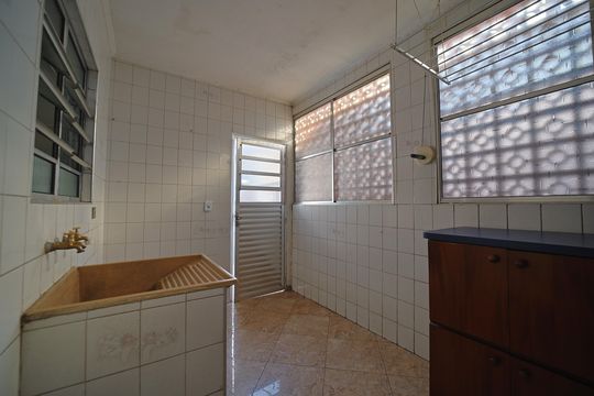 Área de Serviço de casa para alugar com 3 quartos, 199m² em Parque Boturussu, São Paulo