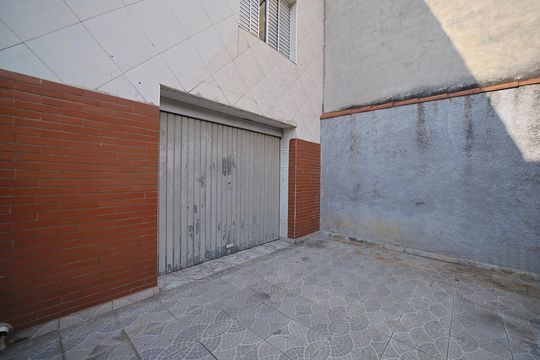 Garagem de casa para alugar com 3 quartos, 199m² em Parque Boturussu, São Paulo
