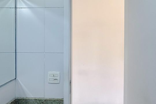 Banheiro de kitnet/studio à venda com 1 quarto, 37m² em Vila Gomes Cardim, São Paulo