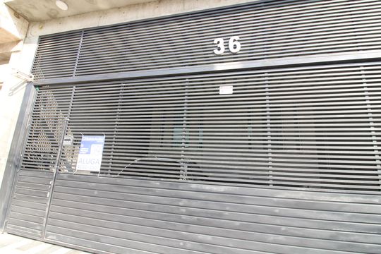 fachada de casa para alugar com 1 quarto, 80m² em Engenheiro Goulart, São Paulo