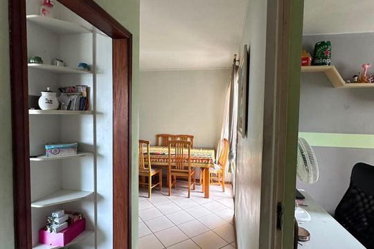 Corredor de apartamento para alugar com 2 quartos, 56m² em Parque Sao Vicente, Santo André