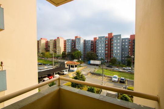 Varanda da sala de apartamento para alugar com 2 quartos, 56m² em Parque Sao Vicente, Santo André