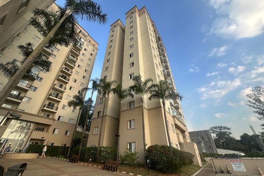 Fachada de apartamento à venda com 3 quartos, 75m² em Nucleo Residencial Celia Mota, Barueri