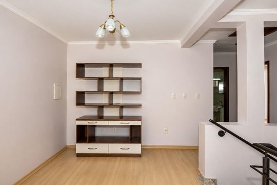 Sala de casa para alugar com 3 quartos, 155m² em Harmonia, Canoas