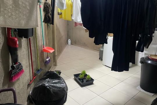 Área de serviço de casa à venda com 2 quartos, 78m² em Vila Ivone, São Paulo