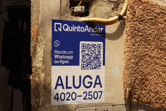 Placa de casa para alugar com 1 quarto, 28m² em Vila Ema, São Paulo