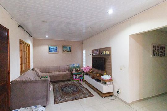 Casa à venda com 6 quartos, 950m² em Santa Maria, Osasco