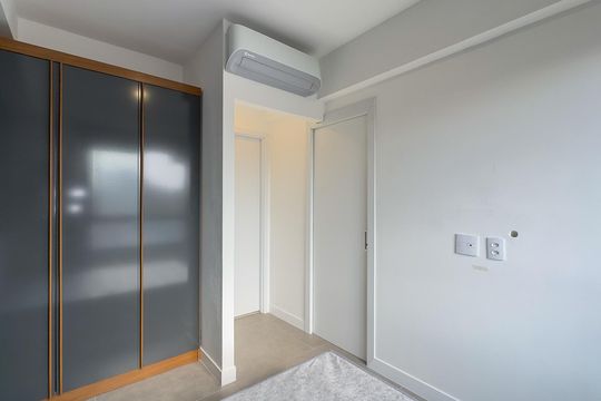 Quarto Suíte de apartamento à venda com 1 quarto, 43m² em Santo Amaro, São Paulo