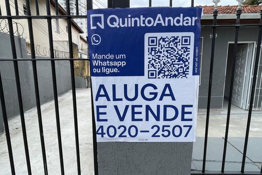 Placa de casa para alugar com 2 quartos, 100m² em Jaguaré, São Paulo