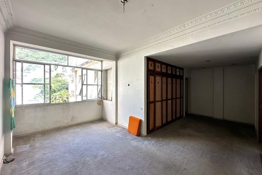 Apartamento à venda com 2 quartos, 110m² em Copacabana, Rio de Janeiro