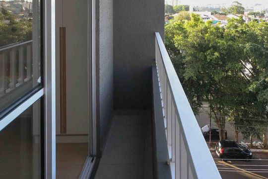 Varanda de kitnet/studio para alugar com 1 quarto, 18m² em Jardim Imperador (zona Leste), São Paulo