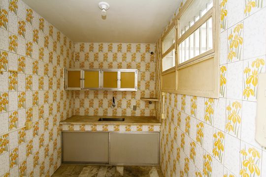 Cozinha de apartamento à venda com 3 quartos, 140m² em Gutierrez, Belo Horizonte