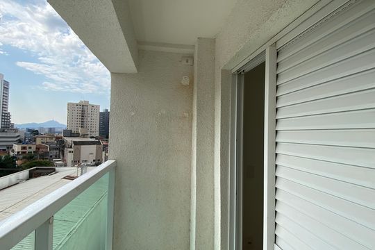 Varanda do Quarto 1 de apartamento à venda com 2 quartos, 59m² em Centro, Osasco