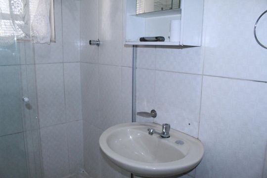 Banheiro social de apartamento à venda com 2 quartos, 71m² em Higienópolis, São Paulo