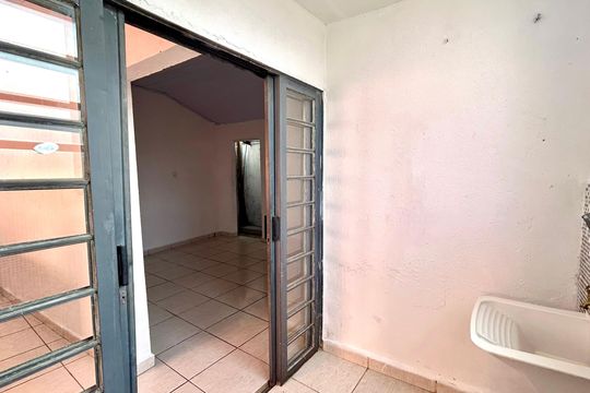 Área de Serviço de casa para alugar com 1 quarto, 60m² em Recreio São Jorge, Guarulhos