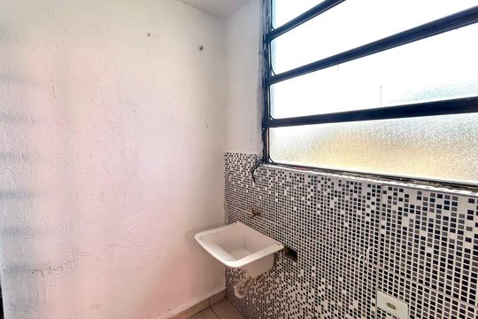 Área de Serviço de casa para alugar com 1 quarto, 60m² em Recreio São Jorge, Guarulhos