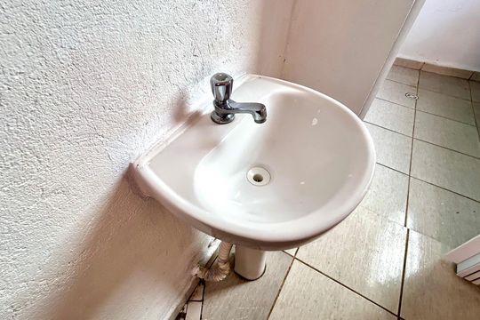 Banheiro de casa para alugar com 1 quarto, 60m² em Recreio São Jorge, Guarulhos