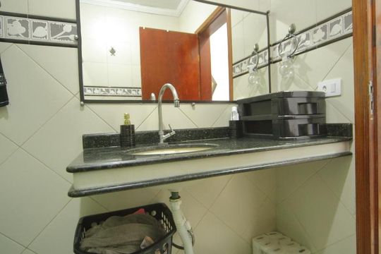 Banheiro  de casa à venda com 2 quartos, 125m² em Alvarenga, São Bernardo do Campo