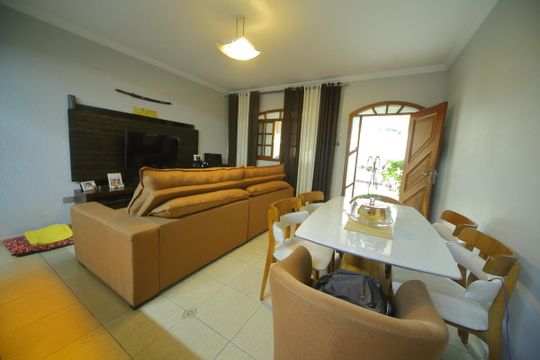 Casa à venda com 2 quartos, 125m² em Alvarenga, São Bernardo do Campo