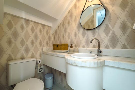 Banheiro de casa de condomínio à venda com 3 quartos, 150m² em Casa Bella Bosque Residencial, Indaiatuba