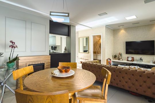 Sala de casa de condomínio à venda com 3 quartos, 150m² em Casa Bella Bosque Residencial, Indaiatuba