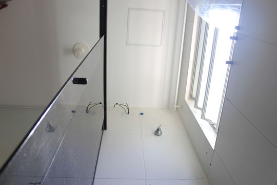 Banheiro  de apartamento para alugar com 2 quartos, 48m² em Jardim Presidente Dutra, Guarulhos