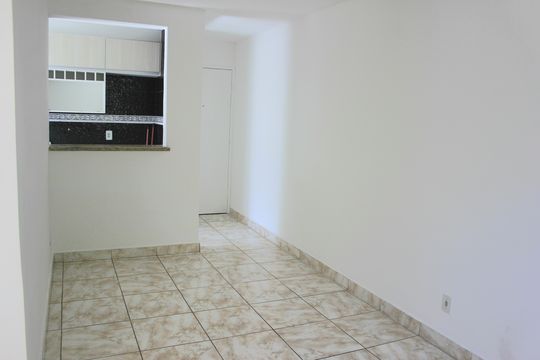 Sala  de apartamento para alugar com 2 quartos, 48m² em Jardim Presidente Dutra, Guarulhos