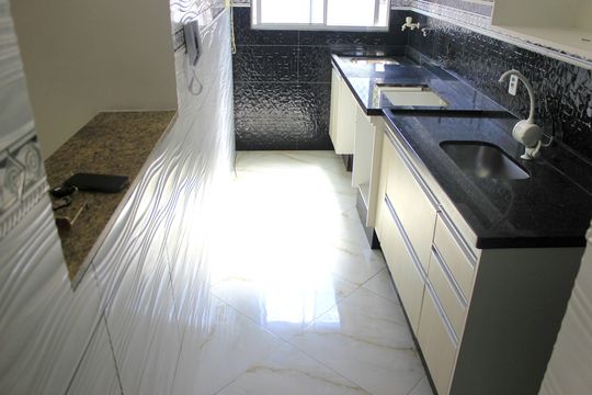 Cozinha  de apartamento para alugar com 2 quartos, 48m² em Jardim Presidente Dutra, Guarulhos