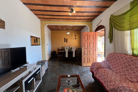 Sala de casa à venda com 4 quartos, 100m² em Parque Xangri-lá, Contagem