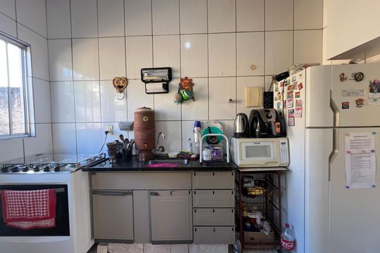 Cozinha de casa à venda com 4 quartos, 100m² em Parque Xangri-lá, Contagem