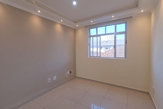 Apartamento para alugar com 2 quartos, 64m² em Macuco, Santos