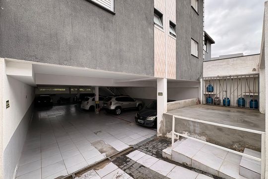 Garagem de apartamento à venda com 2 quartos, 42m² em Vila Curuçá, Santo André