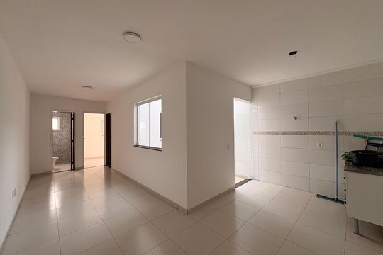 Apartamento à venda com 2 quartos, 42m² em Vila Curuçá, Santo André