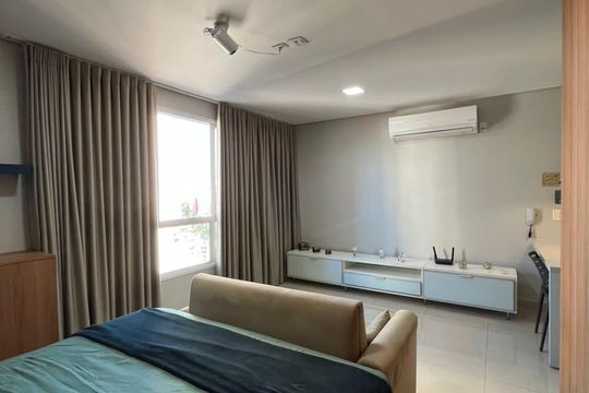 Sala de apartamento para alugar com 1 quarto, 40m² em Setor Bueno, Goiânia