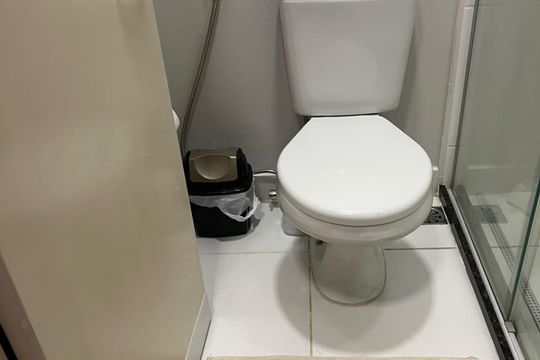 Banheiro de apartamento para alugar com 1 quarto, 40m² em Setor Bueno, Goiânia