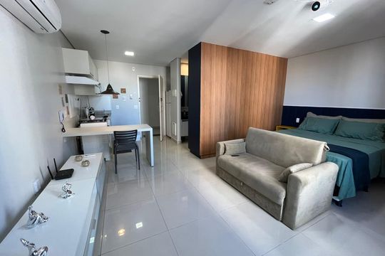Sala/Quarto de apartamento para alugar com 1 quarto, 40m² em Setor Bueno, Goiânia