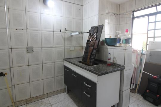 cozinha de apartamento para alugar com 2 quartos, 42m² em Vila Silvia, São Paulo