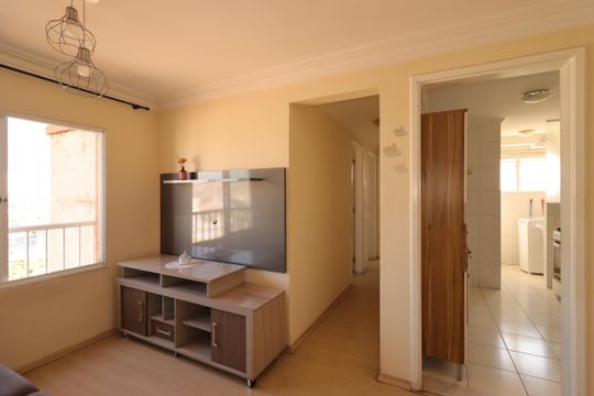 Sala de apartamento à venda com 2 quartos, 50m² em Parque Erasmo Assunção, Santo André