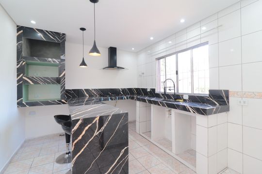 Cozinha de casa para alugar com 2 quartos, 110m² em Itaim Paulista, São Paulo