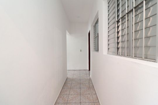 Corredor de casa para alugar com 2 quartos, 110m² em Itaim Paulista, São Paulo