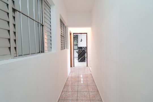Corredor de casa para alugar com 2 quartos, 110m² em Itaim Paulista, São Paulo
