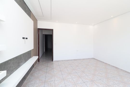 Casa para alugar com 2 quartos, 110m² em Itaim Paulista, São Paulo