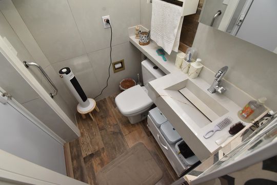 Banheiro de apartamento à venda com 3 quartos, 80m² em Alto da Xv, Curitiba